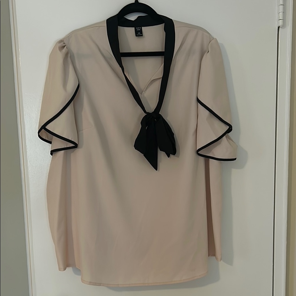 SHEIN Cream and Pink Blouse with Flutter Sleeves and Ruffled Tie Front